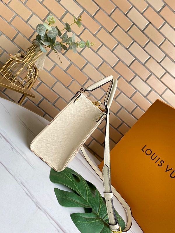 ルイヴィトンバッグ内部構造